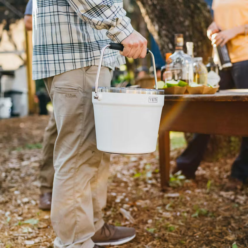 Beverage Bucket with Lid